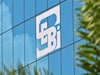 SEBI പ്രവാസികള്‍ക്ക് ഇനി നേരിട്ട് ഓഹരി വിപണിയില്‍ നിക്ഷേപിക്കാം; മാനദണ്ഡങ്ങള്‍ ലഘൂകരിക്കും