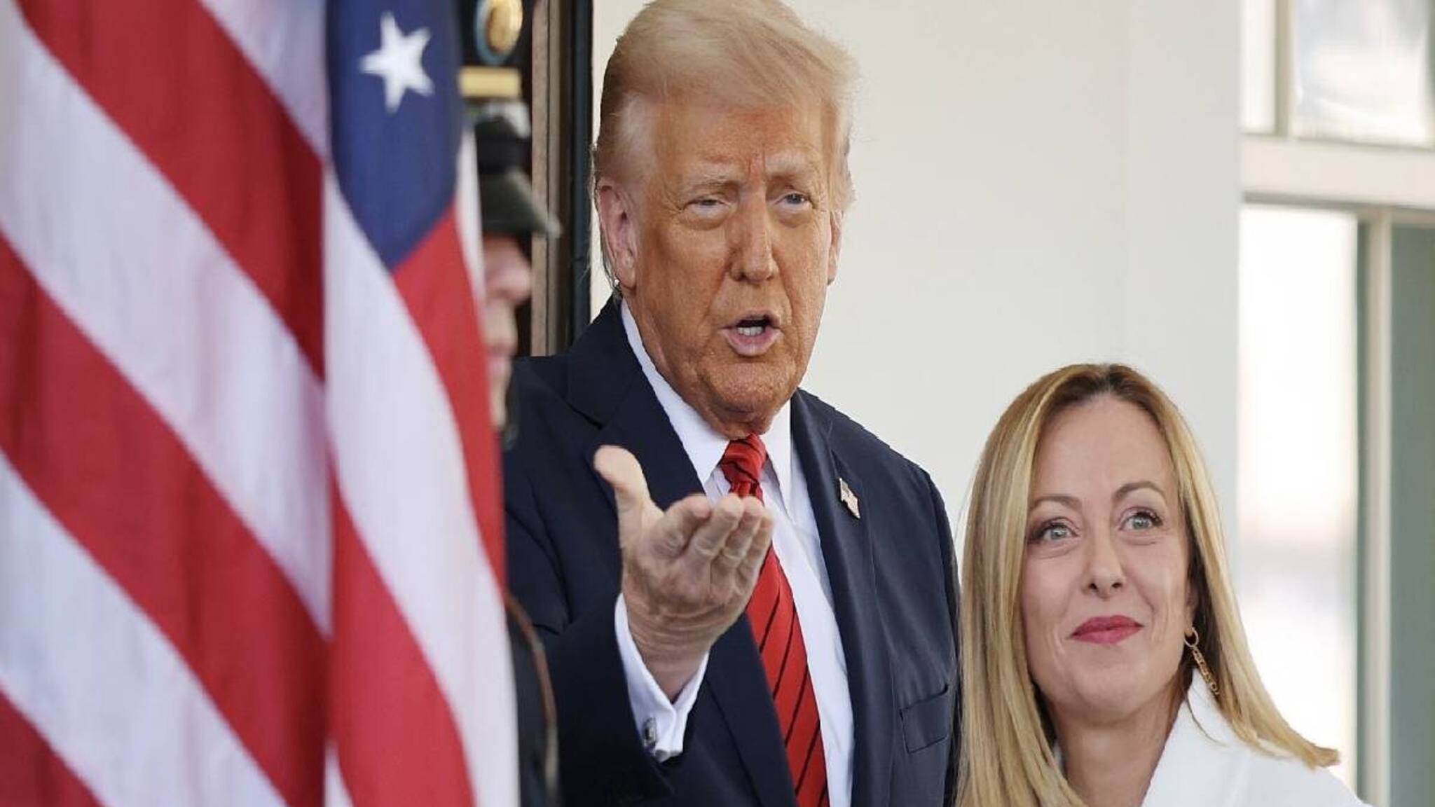 സുന്ദരി എന്ന് എനിക്ക് വിളിക്കാമല്ലോ? ഇറ്റാലിയന്‍ പ്രധാനമന്ത്രി ജോര്‍ജിയ മെലണിയോട് ട്രംപ്