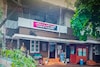 തൃശ്ശൂരിൽ പ്രതിയെ പിടികൂടാനെത്തിയ രണ്ട് പോലീസ് ഉദ്യോഗസ്ഥര്‍ക്ക് കുത്തേറ്റു
