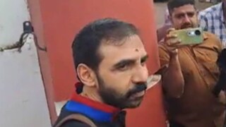 ഉണ്ണികൃഷ്ണൻ പോറ്റി ഉണ്ണികൃഷ്ണൻ പോറ്റി