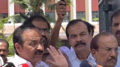 പ്രതിപക്ഷം നിയമസഭയ്ക്ക് പുറത്ത് പ്രതിപക്ഷം നിയമസഭയ്ക്ക് പുറത്ത്