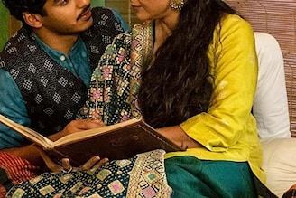 49 വയസുള്ള നായികയ്ക്ക് 25 വയസുകാരൻ നായകൻ; ആ നടി ആരാണെന്ന് അറിയുമോ?