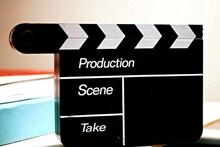 ബാലതാരമായി തുടക്കം; 15-ാം വയസ്സിൽ അഭിനയം നിർത്തി; UPSC പാസായി IAS ഓഫീസറായ നടി