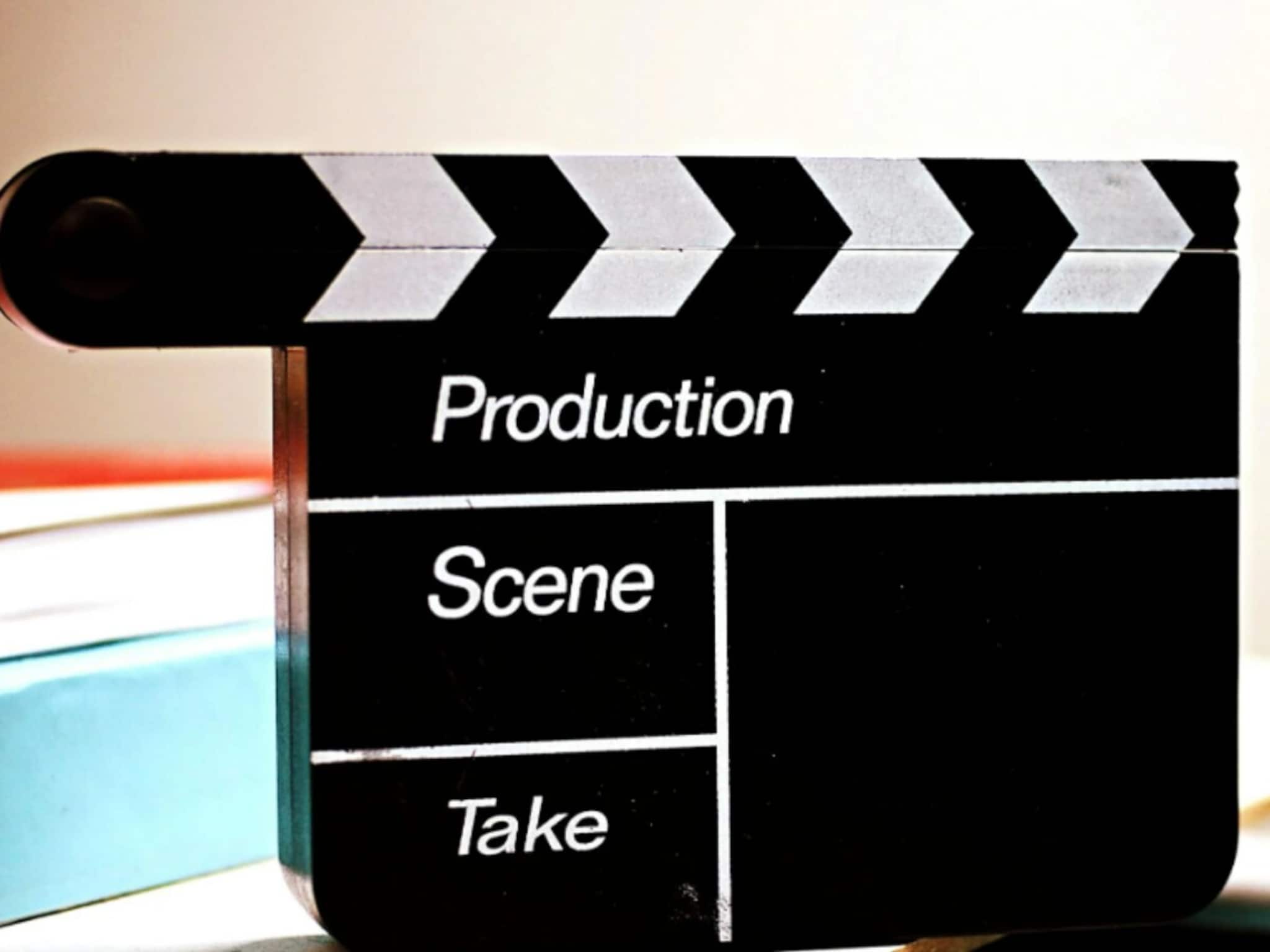 ബാലതാരമായി തുടക്കം; 15-ാം വയസ്സിൽ അഭിനയം നിർത്തി; UPSC പാസായി IAS ഓഫീസറായ നടി  12