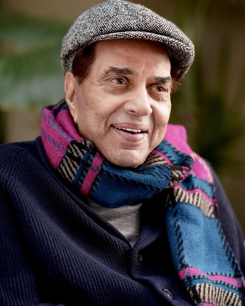 dharmendra net worth, dharmendra cars, dharmendra property, dharmendra farmhouse, dharmendra home, dharmendra house, how dharmendra is rich, dharmendra house photos, ധർമേന്ദ്ര, നടൻ ധർമേന്ദ്ര, ധർമേന്ദ്രയുടെ ആസ്തി, 335 കോടി രൂപ, ധർമേന്ദ്രയുടെ വരുമാനം, ധർമേന്ദ്രയുടെ സമ്പാദ്യം, കാർ ശേഖരം, Dharmendra net worth, Dharmendra wealth, 335 Crore assets, Dharmendra income, luxury car collection, ധർമേന്ദ്രയുടെ ഫാം ഹൗസ്, ലോണാവാല, 100 ഏക്കർ, ദേസി ലൈഫ്, ലോണാവാല പ്രോപ്പർട്ടി, Dharmendra farmhouse, Lonavala 100 acre, rustic lifestyle, Dharmendra real estate, property details, ധർമേന്ദ്രയുടെ ഭാര്യമാർ, ഹേമ മാലിനി, പ്രകാശ് കൗർ, സണ്ണി ഡിയോൾ, ബോബി ഡിയോൾ, ഇഷാ ഡിയോൾ, ഡിയോൾ കുടുംബം, Dharmendra wives, Hema Malini, Prakash Kaur, Sunny Deol, Bobby Deol, Esha Deol, Deol family, Dharmendra children, ധർമേന്ദ്രയുടെ ബിസിനസ്സ്, ഗരം ധരം ധാബ, ഹീ-മാൻ റെസ്റ്റോറന്റ്, വിജയത ഫിലിംസ്, Dharmendra business, Garam Dharam Dhaba, He-Man restaurant, Vijeta Films, production house, ധർമേന്ദ്രയുടെ പ്രതിഫലം, 60 വർഷത്തെ കരിയർ, ധർമേന്ദ്രയുടെ സിനിമകൾ, 300 ചിത്രങ്ങൾ, ബോളിവുഡ് ഹീ-മാൻ, Dharmendra fee, 60-year career, Dharmendra movies, 300 films, Bollywood He-Man,വിന്റേജ് ഫിയറ്റ്, റേഞ്ച് റോവർ ഇവോക്ക്, മെഴ്‌സിഡസ് ബെൻസ് SL500, ധർമേന്ദ്രയുടെ കാറുകൾ, Vintage Fiat, Range Rover Evoque, Mercedes Benz SL500, Dharmendra cars, ധർമേന്ദ്ര ഹേമ മാലിനി വിവാഹം, ധർമേന്ദ്ര ആരോഗ്യം വാർത്ത, ഹേമ മാലിനി ജീവിതകഥ, സണ്ണി ഡിയോൾ ധർമേന്ദ്ര ബന്ധം, ധർമേന്ദ്ര രണ്ടാം വിവാഹം, Dharmendra Hema Malini love story, Dharmendra health update, Hema Malini biography, Dharmendra second marriage, Sunny Deol Dharmendra relationship