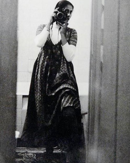 Smita Patil Raj Babbar marriage, Smita Patil , actress Smita Patil , സ്മിത പാട്ടീൽ രാജ് ബബ്ബറിന്റെ വിവാഹം, സ്മിത പാട്ടീൽ, നടി സ്മിത പാട്ടീൽ, സ്മിത പാട്ടീൽ രാജ് ബബ്ബർ പ്രണയം, Raj Babbar affair, വിവാഹിതനായ നടനുമായുള്ള ബന്ധം, Smita Patil home breaker, സ്മിത പാട്ടീൽ ഹോം ബ്രേക്കർ, Raj Babbar Nadira reconciliation,രാജ് ബബ്ബർ ആദ്യ ഭാര്യ, Smita Patil death reason, actress died at 31,31-ാം വയസ്സിൽ മരണപ്പെട്ട നടി,postpartum complications death,പ്രസവാനന്തര പ്രശ്നങ്ങൾ, Puerperal sepsis death, പ്യൂപ്പറൽ സെപ്സിസ് മരണം, Smita Patil last wish,സ്മിത പാട്ടീൽ അവസാന ആഗ്രഹം, Suhagan makeup artist, സുഹാഗിനെപ്പോലെ ഒരുക്കി,Deepak Sawant interview,	ദീപക് സാവന്ത് വെളിപ്പെടുത്തൽ,Raj Babbar final moments,രാജ് ബബ്ബർ അവസാന നിമിഷങ്ങൾ, why did Smita Patil die young,	സ്മിത പാട്ടീൽ ചെറുപ്പത്തിൽ മരിച്ചത് എന്തിന്, Prateik Smita Patil mother death,പ്രതീക് സ്മിത പാട്ടീൽ അമ്മ മരണം, Smita Patil body on ice, സ്മിത പാട്ടീൽ മൃതദേഹം ഐസിൽ, Smita Patil biography and films,സ്മിത പാട്ടീൽ ജീവിതകഥയും സിനിമകളും,why did Smita Patil die young, Smita Patil parallel cinema,സ്മിത പാട്ടീൽ സിനിമകൾ, Doordarshan anchor actress,ദൂരദർശൻ വാർത്താ അവതാരക നടി,Smita Patil National Award, Smita Patil, Bollywood, Entertainment,വാർത്താ അവതാരകയായി തുടക്കം,വിവാഹിതനായ നടനുമായി പ്രണയം,31-ാം വയസിൽ ,പ്രസവാനന്തര പ്രശ്നങ്ങൾ ,മരണപ്പെട്ട നടി