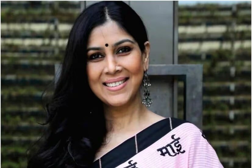 1973ൽ രാജസ്ഥാനിലാണ് സാക്ഷി തൻവാറിന്റെ ജനനം. പിതാവ് റിട്ടയേർഡ് സി.ബി.ഐ. ഓഫീസർ. പഠനത്തിൽ മിടുക്കിയായിരുന്നു സാക്ഷി, സിവിൽ സർവീസ് പരീക്ഷയ്ക്ക് തയാറെടുത്തുവരികയായിരുന്നു. അത് സാക്ഷിയുടെ മാത്രമല്ല, അവരുടെ അച്ഛന്റെ കൂടി ആഗ്രഹമായിരുന്നു. പിതാവിന്റെ സ്വപ്നം സാക്ഷാത്കരിക്കാൻ സാക്ഷി അക്ഷീണം പ്രയത്നിച്ചു. എന്നാൽ, സാക്ഷിക്കായി വിധി കരുതിവച്ചത് മറ്റൊന്നായിരുന്നു 