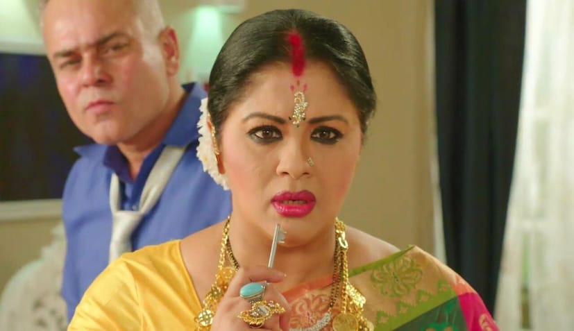 Actress Sudha Chandran, Sudha Chandran, Artificial Leg Dancer,നടി സുധ ചന്ദ്രൻ ജീവിതം,കൃത്രിമ കാൽ, നർത്തകി, Sudha Chandran Accident,സുധ ചന്ദ്രൻ അപകടം,National Award Winner Mayuri, മയൂരി, ദേശീയ അവാർഡ് Bharatanatyam Dancer ,ഭരതനാട്യം,Sudha Chandran Personal Life,സുധ ചന്ദ്രൻ കുടുംബം, Sudha Chandran Husband Ravi,സുധ ചന്ദ്രൻ ഭർത്താവ്,Sudha Chandran No Children,Sudha Chandran Marriage Story,സുധ ചന്ദ്രൻ വിവാഹകഥ,Sudha Chandran husband Ravi love story,സുധ ചന്ദ്രൻ ഭർത്താവ് രവി,Sudha Chandran decision not to have children,സുധ ചന്ദ്രൻ കുട്ടികൾ വേണ്ടെന്ന തീരുമാനം,Actress who married assistant director,അസിസ്റ്റൻ്റ് ഡയറക്ടറെ വിവാഹം ചെയ്ത നടി,Sudha Chandran triumph over disability,Actress comeback after accident,Jaipur Foot Dancer, സുധ ചന്ദ്രൻ സീരിയൽ വില്ലൻ വേഷങ്ങൾ, Sudha Chandran,  Indian actress, inspirational story, artificial leg, Bharatanatyam dancer, Tamil cinema, Telugu cinema,  16-ാം വയസിൽ കാൽ ,മമ്മൂട്ടി ചിത്രത്തിലെ നായിക,സ്വന്തം കഥ സിനിമയാക്കിയ നടി ,60-ാം വയസിലും നർത്തകി
