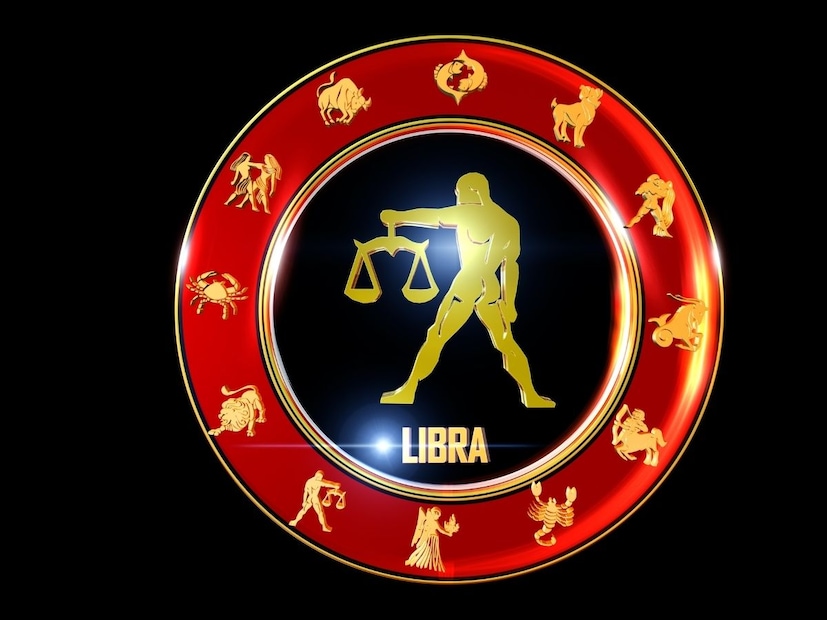 ലിബ്ര (Libra  തുലാം രാശി): സെപ്റ്റംബർ 23നും ഒക്ടോബർ 23നും ഇടയിൽ ജനിച്ചവർ:തുലാം രാശിയിൽ ജനിച്ചവരെ സംബന്ധിച്ച് ഇന്നത്തെ ദിവസം നിങ്ങൾക്ക് അല്പം വെല്ലുവിളി നിറഞ്ഞതായിരിക്കും. ചുറ്റുമുള്ള സാഹചര്യങ്ങൾ കൈകാര്യം ചെയ്യാൻ നിങ്ങൾക്ക് ബുദ്ധിമുട്ട് അനുഭവപ്പെടാം. ഈ സമയം മാനസിക സമ്മർദ്ദവും അസംതൃപ്തിയും നിറഞ്ഞതായിരിക്കാം. നിങ്ങളുടെ വൈകാരിക സന്തുലിതാവസ്ഥ നിലനിർത്തേണ്ടത് നിർണായകമാണ്. ചെറിയ അഭിപ്രായവ്യത്യാസങ്ങളും ആശങ്കകളും ഇന്ന് നിങ്ങളുടെ മാനസികാരോഗ്യത്തെ ബാധിച്ചേക്കാം. നിങ്ങളുടെ സാമൂഹിക ജീവിതത്തിൽ ചില പ്രതികരണങ്ങൾ നേരിടേണ്ടി വന്നേക്കാം. ഇത് നിങ്ങൾക്ക് നിഷേധാത്മകത അനുഭവിക്കാൻ ഇടയാക്കും. മാനസികമായി അരക്ഷിതാവസ്ഥ അനുഭവപ്പെടും. ഈ സമയത്ത് ക്ഷമയോടെയിരിക്കാനും ഏത് സാഹചര്യത്തിലും വാദപ്രതിവാദങ്ങൾ ഒഴിവാക്കാനും ശ്രദ്ധിക്കുക. ഇന്ന് ആത്മപരിശോധനയ്ക്കുള്ള സമയമായിരിക്കാം. നിങ്ങളുടെ ഉള്ളിലേക്ക് നോക്കുകയും നിങ്ങൾക്ക് എന്താണ് വേണ്ടതെന്ന് മനസ്സിലാക്കുകയും ചെയ്യുക. ഇത് ഒരു പോസിറ്റീവ് ദിശയിൽ മുന്നോട്ട് പോകാൻ നിങ്ങളെ സഹായിക്കും.  നിങ്ങളുടെ ജീവിതത്തിൽ സന്തുലിതാവസ്ഥയും സന്തോഷവും വീണ്ടെടുക്കും.

ഭാഗ്യ സംഖ്യ: 9
ഭാഗ്യ നിറം: പർപ്പിൾ