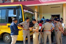 ഇടുക്കിയിൽ പിന്നോട്ടെടുത്ത സ്കൂൾ ബസ് കയറി നാലു വയസുകാരി മരിച്ചു