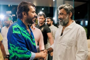 ആരോ: ഇത് നിർമാതാവിന്റെ റോൾ; രഞ്ജിത്ത് - മഞ്ജു വാര്യർ ഹ്രസ്വചിത്രം കാണാനെത്തി മമ്മൂട്ടി