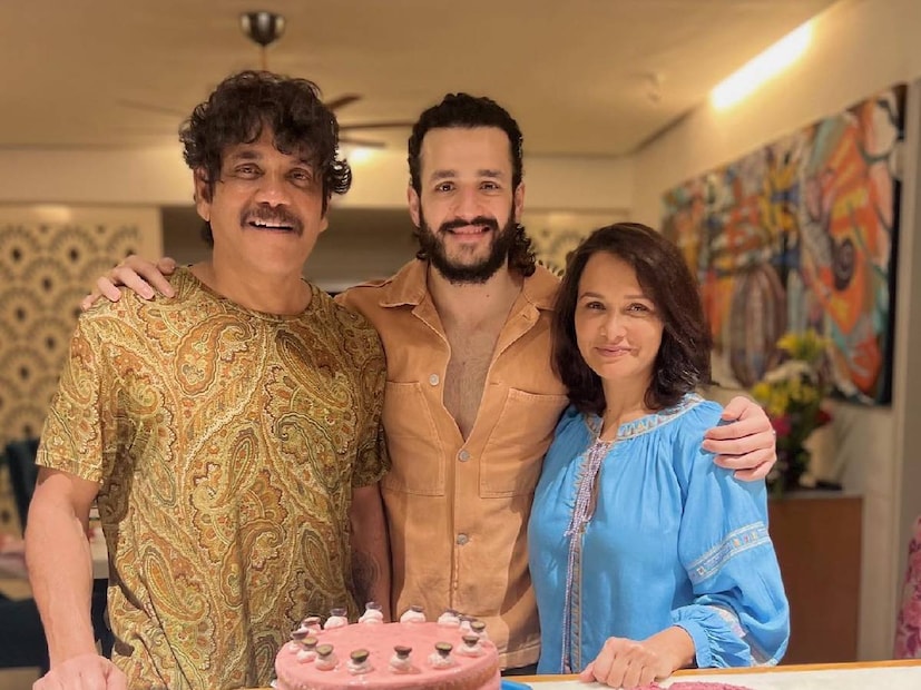 മലയാളത്തിൽ അമല അക്കിനേനി വളരെ കുറച്ചു സിനിമകളിൽ മാത്രമേ അഭിനയിച്ചിട്ടുള്ളൂ. രണ്ടാമത് ചിത്രം 'ഉള്ളടക്കം'. ഇതിൽ മോഹൻലാലിന്റെ ഒപ്പം അഭിനയിച്ചുവെങ്കിലും, ശോഭനയാണ് അദ്ദേഹത്തിന് നായികയായത്. അതിനു ശേഷം 2017ൽ 'കെയർ ഓഫ് സൈറ ഭാനു' എന്ന ചിത്രത്തിൽ അമല മടങ്ങിവന്നു. തമിഴ്, തെലുങ്ക്, കന്നഡ, ഹിന്ദി ഭാഷകളിലെ ചിത്രങ്ങളിൽ അമല അക്കിനേനി വേഷമിട്ടിട്ടുണ്ട്