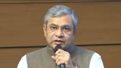 കേന്ദ്രമന്ത്രി അശ്വിനി വൈഷ്ണവ് കേന്ദ്രമന്ത്രി അശ്വിനി വൈഷ്ണവ്