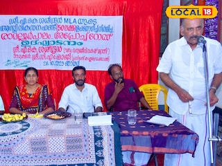 റോഡുകളുടെ ഉദ്ഘാടനം മന്ത്രി എ കെ ശശീന്ദ്രൻ നിർവഹിക്കുന്നു  റോഡുകളുടെ ഉദ്ഘാടനം മന്ത്രി എ കെ ശശീന്ദ്രൻ നിർവഹിക്കുന്നു