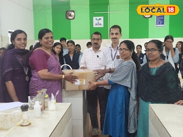 ജലഗുണനിലവാര പരിശോധന ലാബിൽ പ്രതിരോധ കെമിക്കലുകൾ കൈമാറുന്നു