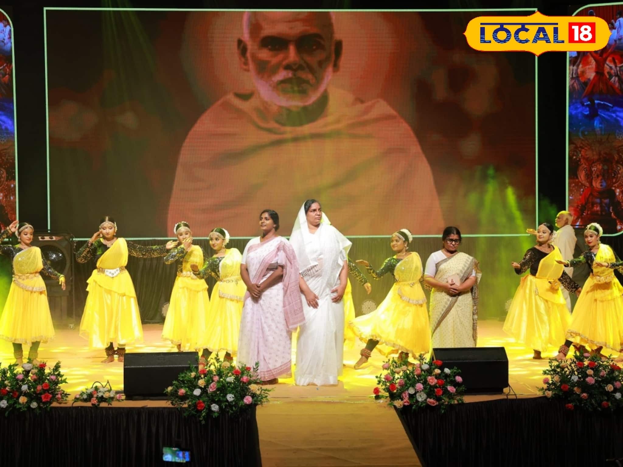 മാനവമൈത്രി സംഗമം; 'നമ്മളൊന്ന്' മൾട്ടിമീഡിയ ഷോ കോഴിക്കോട് വൻ ശ്രദ്ധേയമായി