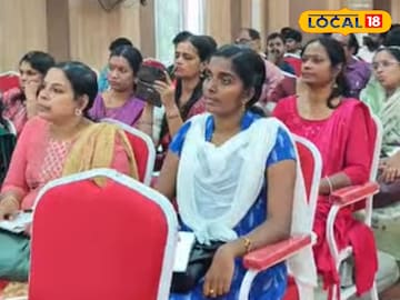 പരിപാടിയിൽ പങ്കെടുക്കാൻ എത്തിയവർ പരിപാടിയിൽ പങ്കെടുക്കാൻ എത്തിയവർ