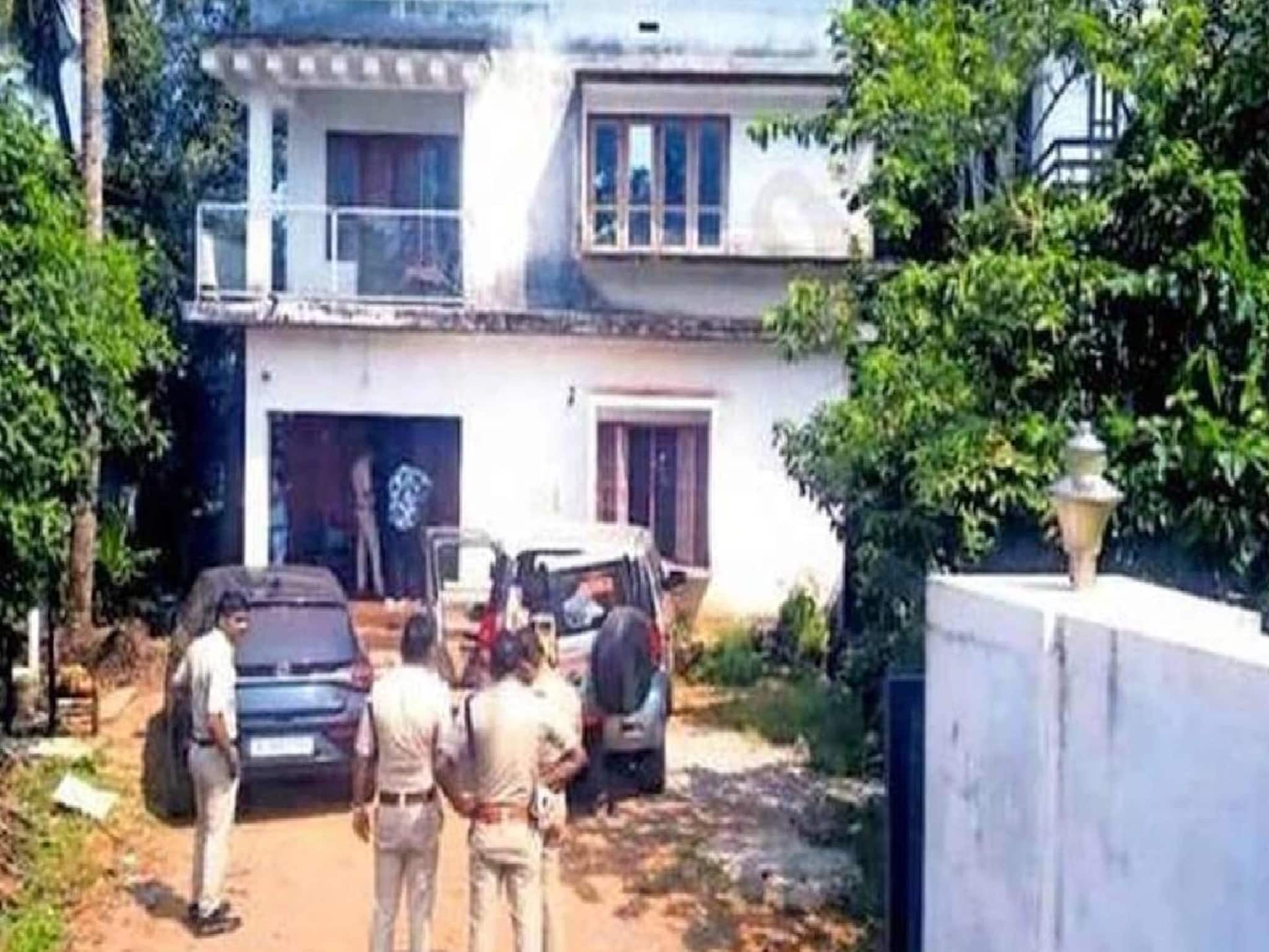 കാസർഗോഡ് സ്വന്തം വീടിന് നേരെ വെടിയുതിർത്തത് 14-കാരൻ: എയർ​ഗൺ കസ്റ്റഡിയിൽ