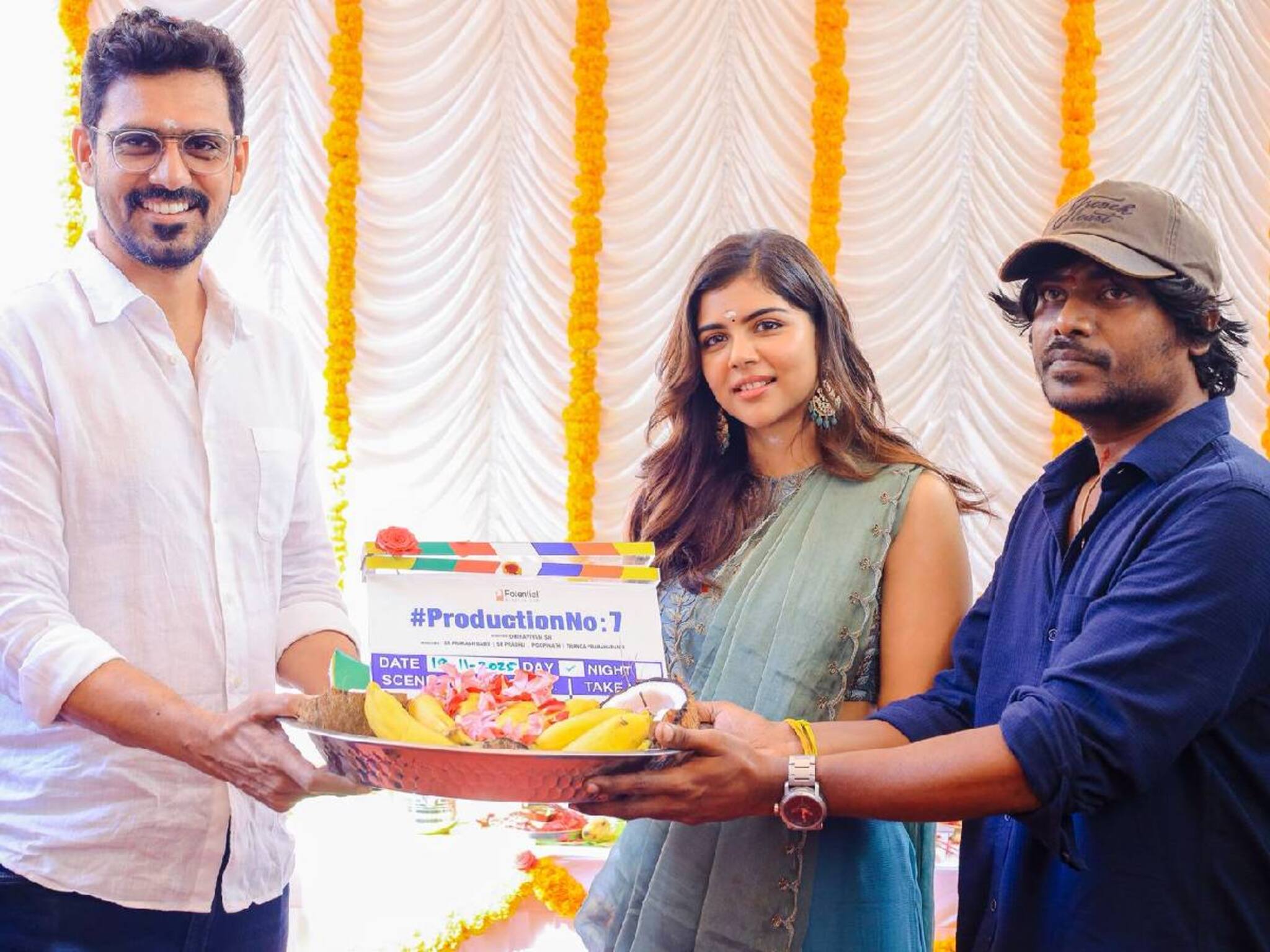 300 കോടി വാരിയ പടത്തിന്റെ നായിക; കല്യാണി പ്രിയദർശന്റെ പുതിയ സിനിമയ്ക്ക് തിരിതെളിഞ്ഞു