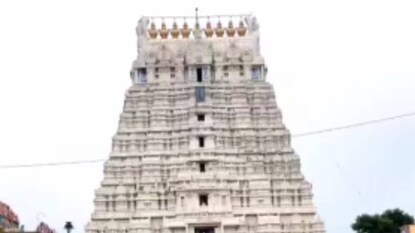 കാഞ്ചീപുരം ശ്രീ വരദരാജ പെരുമാൾ ക്ഷേത്രം കാഞ്ചീപുരം ശ്രീ വരദരാജ പെരുമാൾ ക്ഷേത്രം