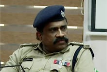 കസ്റ്റഡിയിലെടുത്ത യുവതിയെ പീഡിപ്പിച്ച സംഭവം; വടകര ഡിവൈഎസ്പി എ ഉമേഷിനെ സസ്പെൻഡ് ചെയ്തു