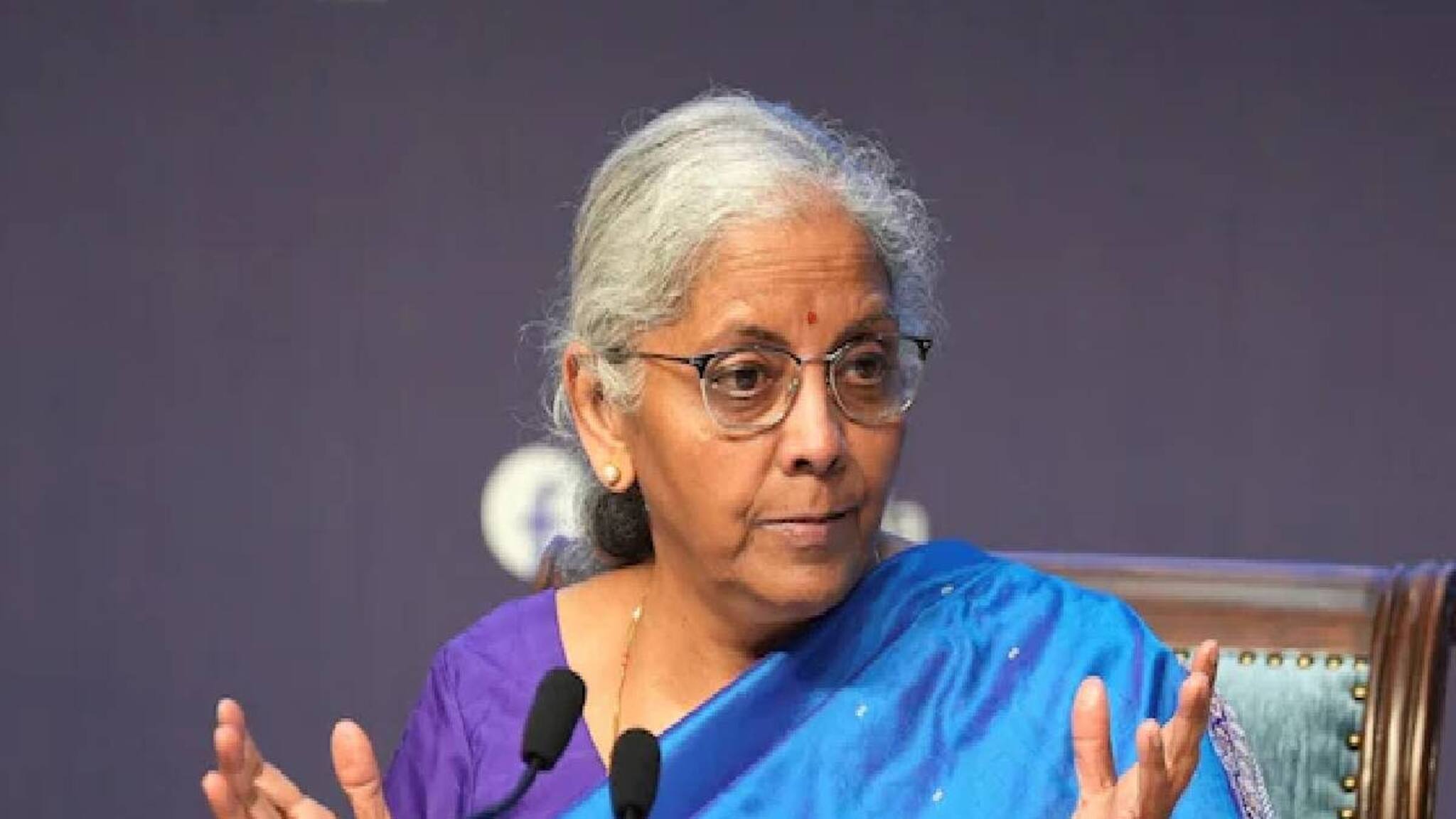 കേന്ദ്ര ധനമന്ത്രി സ്ഥിരീകരിച്ചു; രാജ്യത്തെ പൊതുമേഖലാ ബാങ്കുകൾ ഇനിയും ലയിപ്പിക്കുമെന്ന് നിര്‍മലാ സീതാരാമന്‍