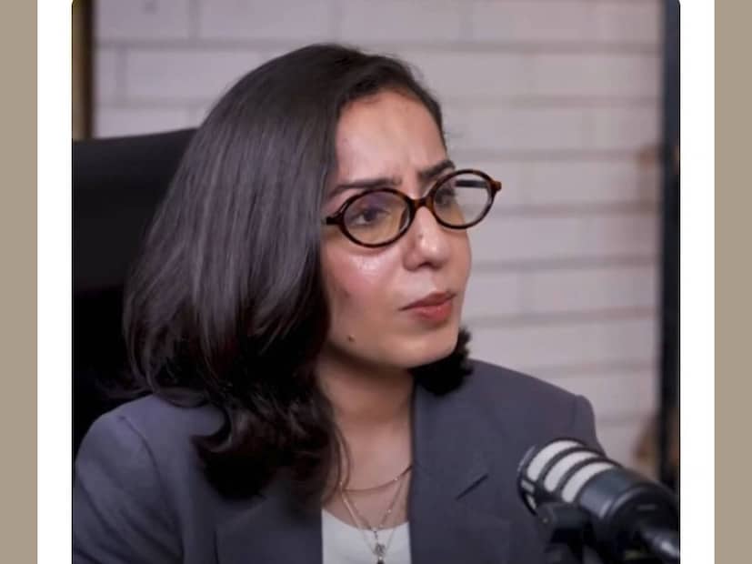  "ബോളിവുഡിൽ വിവാഹേതര ബന്ധങ്ങൾ നിരവധിയാണ്. ആരും അതേക്കുറിച്ച് സംസാരിക്കില്ല എന്ന് മാത്രം. സമ്പൂർണ കുടുംബം എന്ന് തോന്നിക്കുമാറ് അവർ അത് നിലനിർത്തും എന്ന് മാത്രം. ഞാൻ പറയാൻ പോകുന്നത് ഒരുപാട് പ്രായംചെന്ന ദമ്പതികളെ കുറിച്ചല്ല. അവരുടെ വിവാഹം കഴിഞ്ഞത് 2000ങ്ങളുടെ തുടക്കത്തിൽ മാത്രമാണ്. വളരെ വ്യക്തമായി ഭാര്യയെ വഞ്ചിക്കുന്നയാളാണ് ഈ ഭർത്താവ്. അയാൾക്ക് നന്നേ പ്രായം കുറവുള്ള യുവ നടിമാരുമായി അടുപ്പമുണ്ട്. ഇയാൾ അഭിയനയിച്ച രണ്ടോ മൂന്നോ ചിത്രങ്ങളിൽ നിന്നും തന്നെ യുവനടിമാരുമായുള്ള അടുപ്പത്തിന്റെ വിവരം പുറത്തുവന്നിട്ടുണ്ട്," ടാന്യ പുരി പറഞ്ഞു