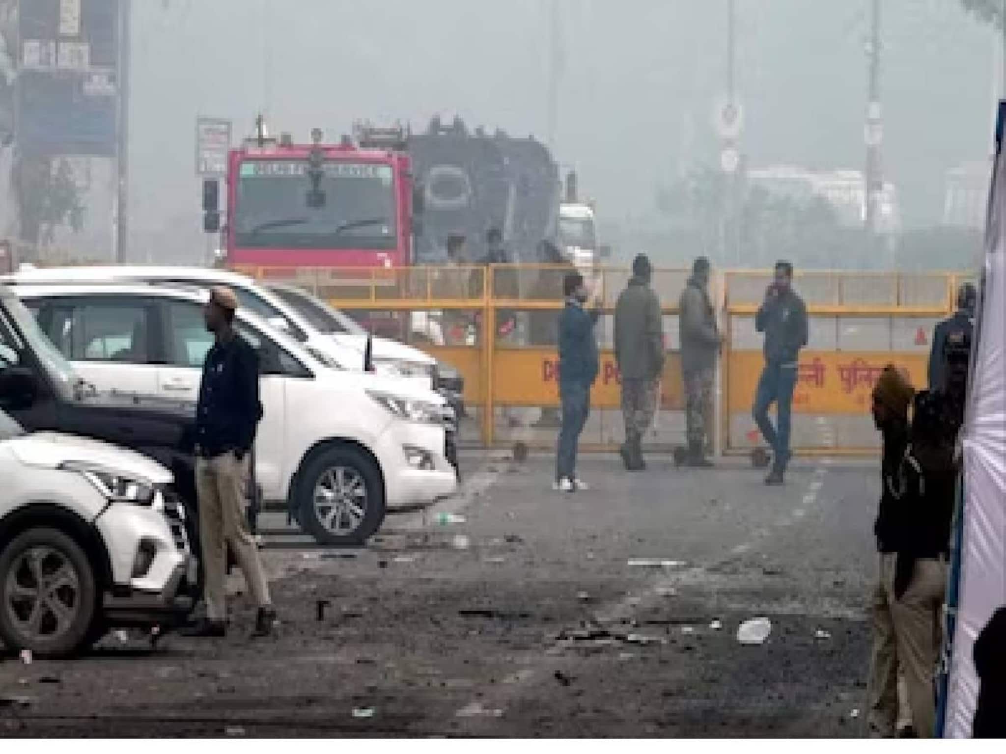 Delhi Blast ലൈബ്രറിയിലെ തിരക്കിൽ ശല്യപ്പെടുത്തരുതെന്ന് ഉമ്മയോട് പറഞ്ഞ ഡോക്ടർ ഉമർ നബിയോ ചെങ്കോട്ടയിലെ ചാവേർ ബോംബ് ?