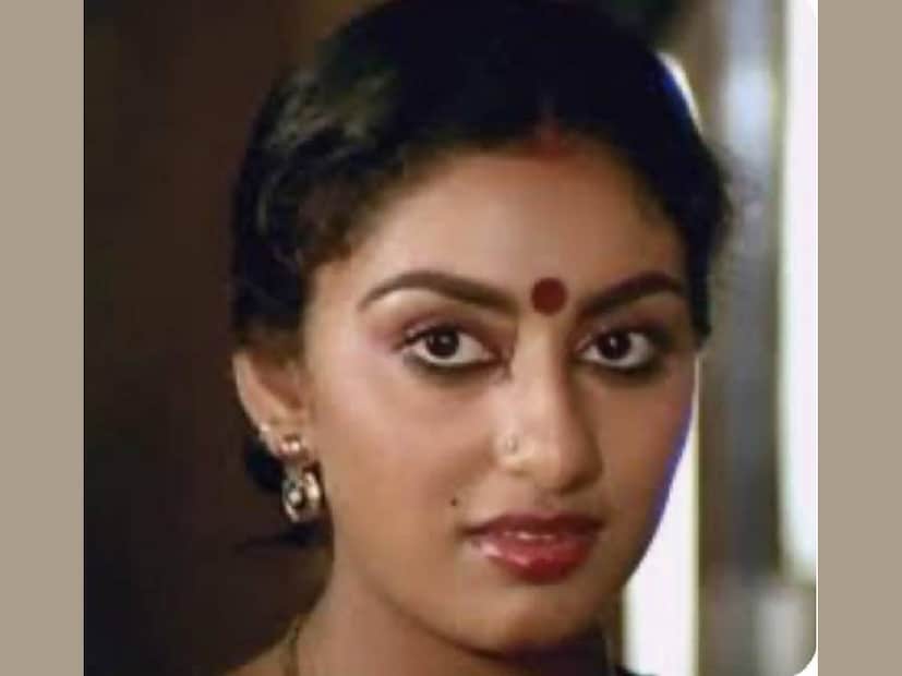 വിജയകാന്തിന്റെ 'നെഞ്ചിലെ തുനിവിരുന്താൽ', 'ജാതിക്കൊരു നീതി' കമൽ ഹാസന്റെ 'കടൽ മീൻങ്കൾ', ടിക് ടിക് തുടങ്ങിയ ചിത്രങ്ങളിലും അവർ അഭിനയിച്ചു. തൃഷ്ണ എന്ന ഐ.വി.ശശി, മമ്മൂട്ടി ചിത്രത്തിലും സ്വപ്ന നായികയായി. അന്നാളുകളിൽ ഒരു ലൈംഗിക തൊഴിലാളിയുടെ വേഷം ഏറ്റെടുത്തു ചെയ്യാൻ സ്വപ്ന തയാറായി. ഗ്ലാമറസ് വേഷങ്ങൾ ചെയ്യുന്നതിൽ അവർ തെല്ലും മടിച്ചില്ല. 'ചിരിയോ ചിരി', 'ഒരു തിര പിന്നെയും തിര' പോലുള്ള സിനിമകൾ സ്വപ്നയുടെ തെരഞ്ഞെടുപ്പ് വൈദഗ്ധ്യത്തിന്റെ വേറിട്ട ഭാവങ്ങളായി