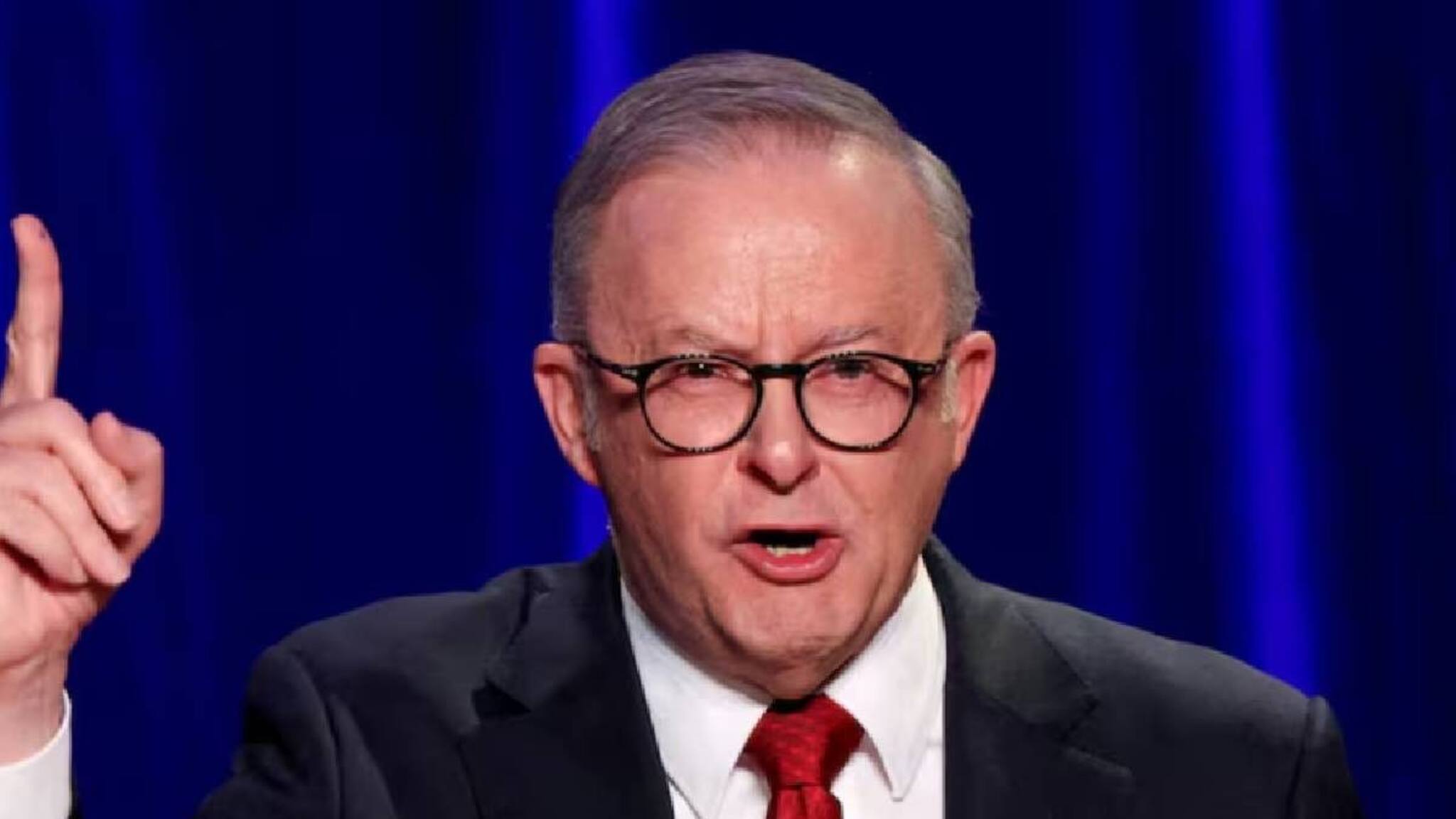 16 വയസിന് താഴെയുള്ളർ സോഷ്യൽ മീഡിയ ഉപയോഗിക്കുന്നത് വിലക്കി ഓസ്‌ട്രേലിയ