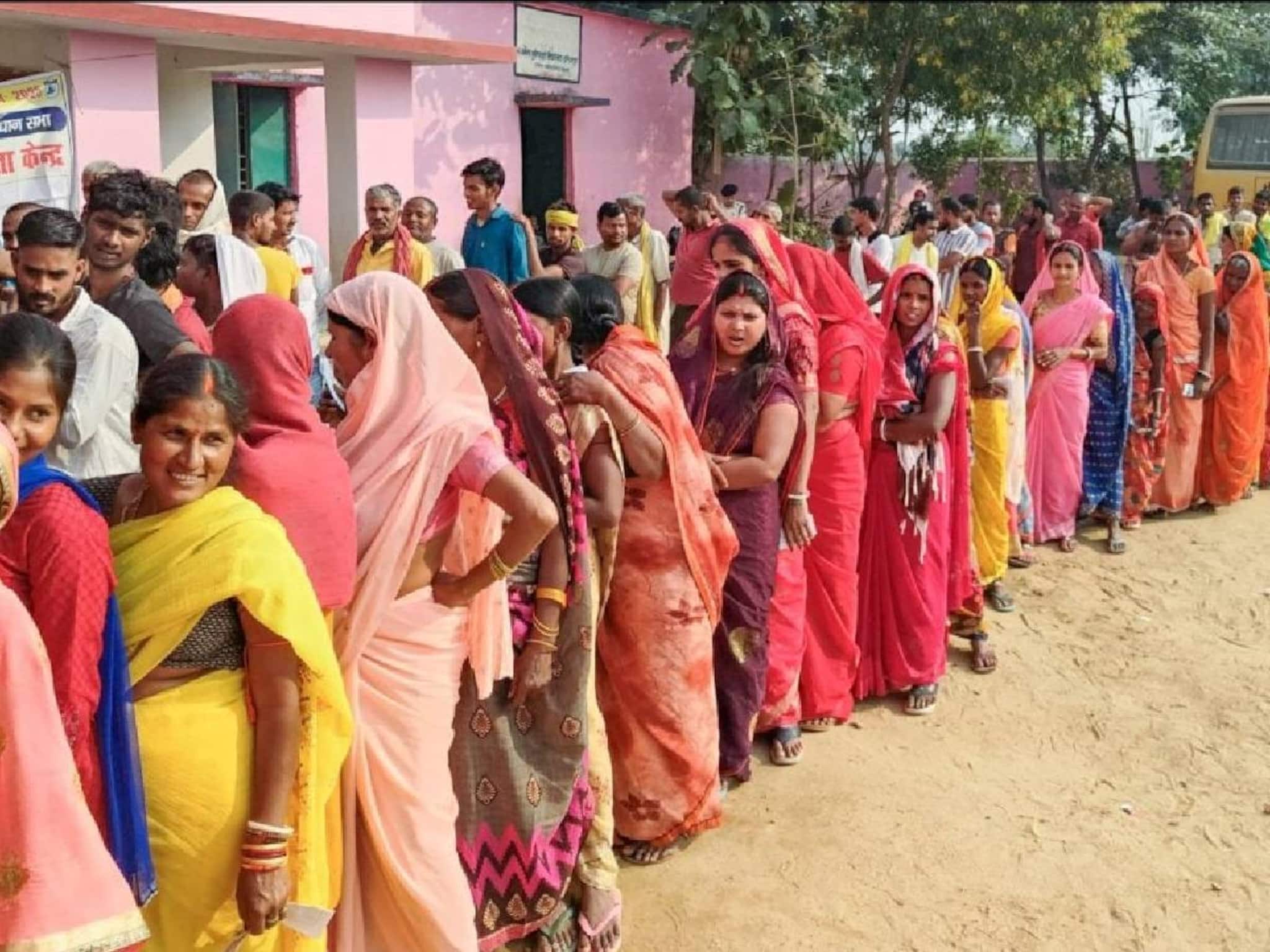 Bihar Election Exit Polls LIVE: ബിഹാറില്‍  എക്സിറ്റ് പോൾ ഫലങ്ങളിലെല്ലാം NDAയ്ക്ക് ഭരണത്തുടര്‍ച്ച; മഹാസഖ്യം പിന്നിൽ‌