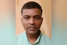 ദോഷമകറ്റാനെന്ന പേരിൽ ജ്യോത്സ്യനെ വരുത്തി സ്ത്രീയോടൊപ്പം നഗ്നചിത്രം പകർത്തി പണം തട്ടാൻ ശ്രമിച്ച പ്രതി പിടിയിൽ