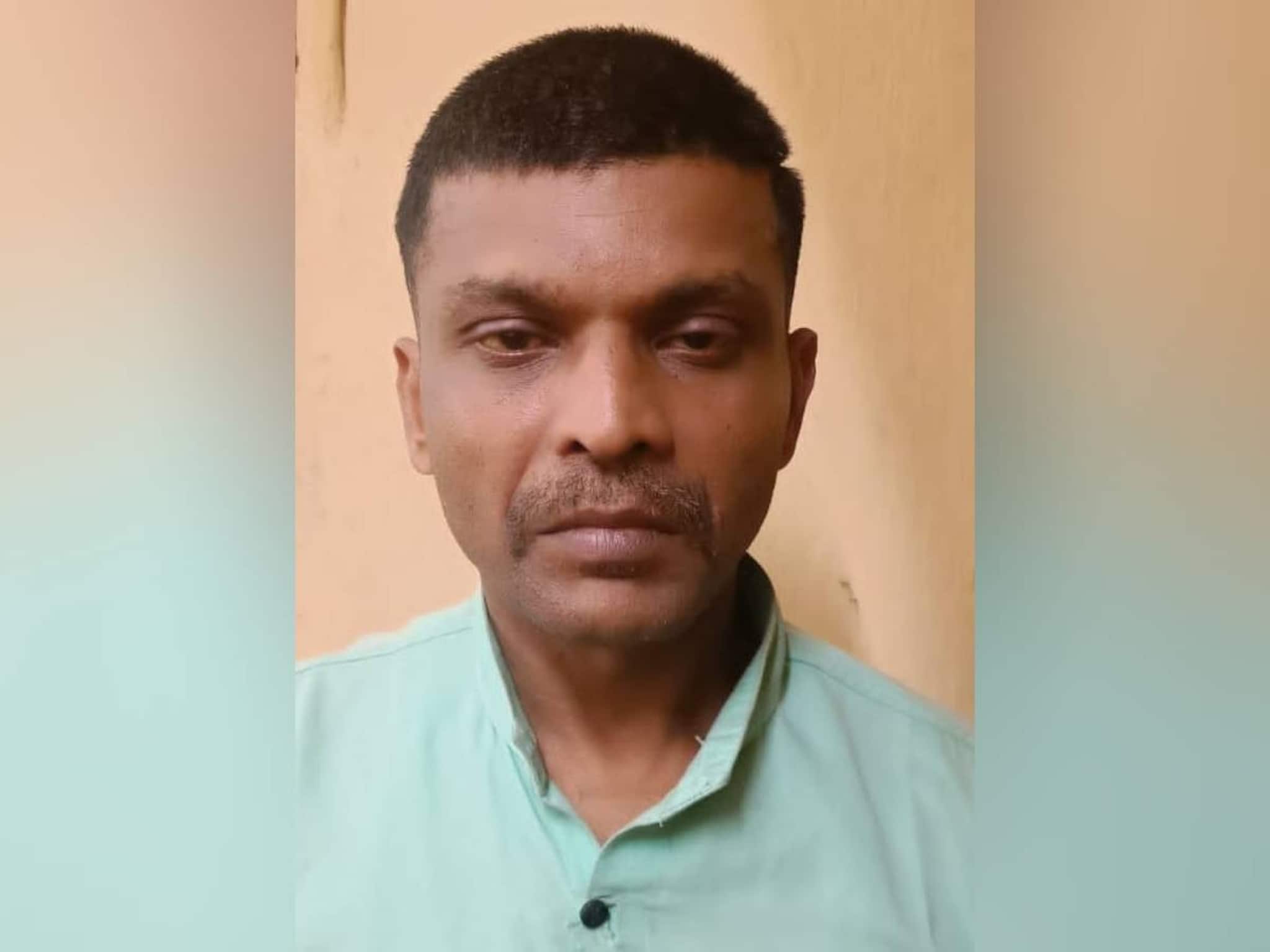 ദോഷമകറ്റാനെന്ന പേരിൽ ജ്യോത്സ്യനെ വരുത്തി സ്ത്രീയോടൊപ്പം നഗ്നചിത്രം പകർത്തി പണം തട്ടാൻ ശ്രമിച്ച പ്രതി പിടിയിൽ