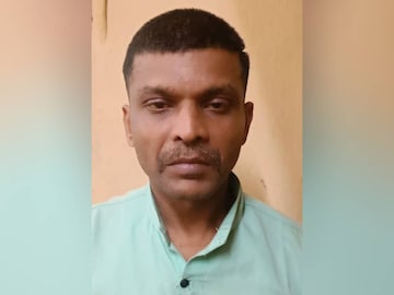 ബിനീഷ് കുമാർ ബിനീഷ് കുമാർ