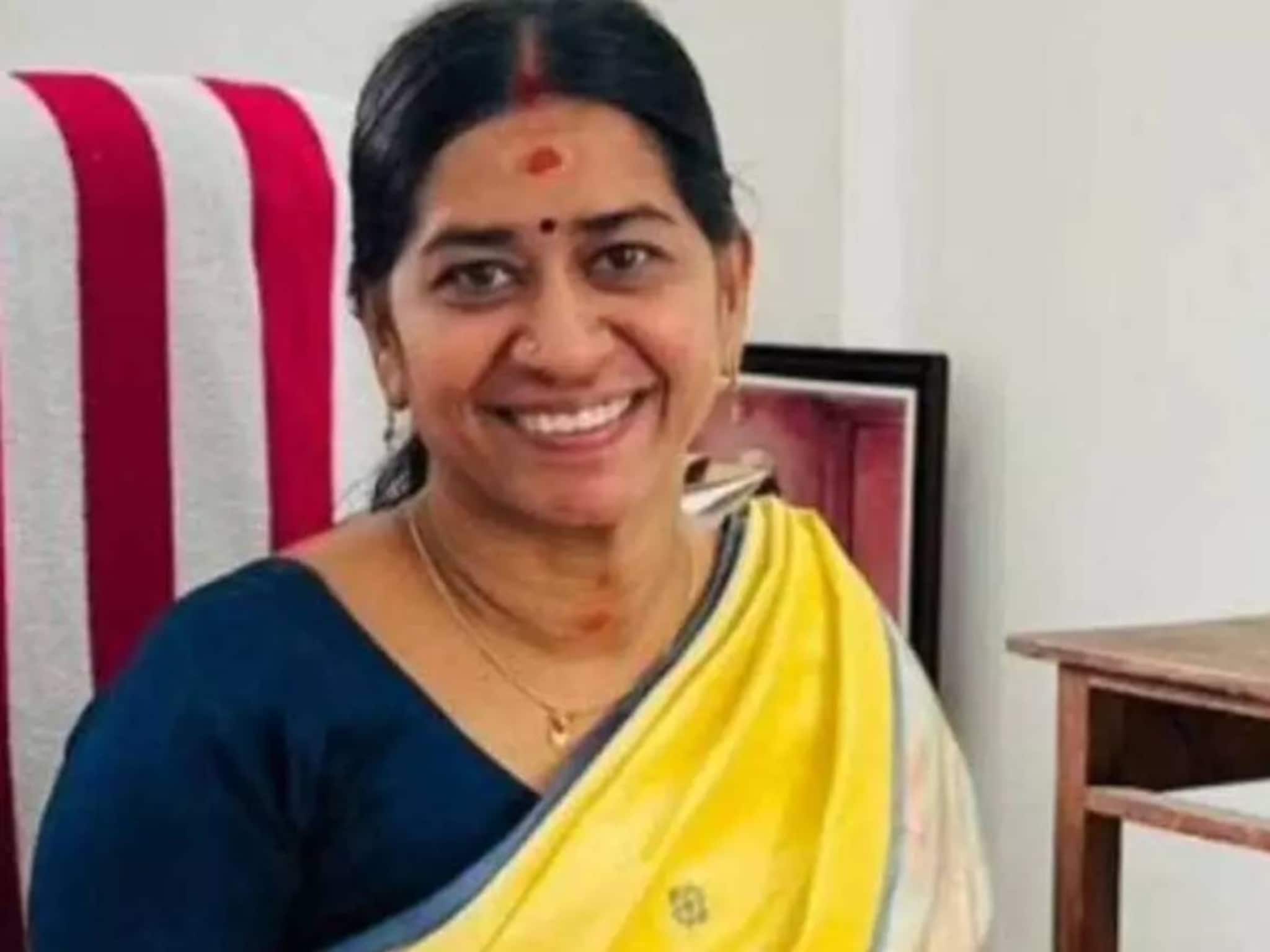 ജാതി അധിക്ഷേപ വിവാദങ്ങള്‍ക്കിടെ ഡോ. സി എന്‍ വിജയകുമാരിക്ക് കേന്ദ്ര സര്‍വകലാശാലയില്‍ പുതിയ പദവി