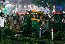 സ്ഫോടക വസ്തു കടത്തുന്നതിനിടെ പരിഭ്രാന്തിയിൽ പൊട്ടിത്തെറിച്ചതാകാമെന്ന് രഹസ്യാന്വേഷണ വൃത്തങ്ങൾ