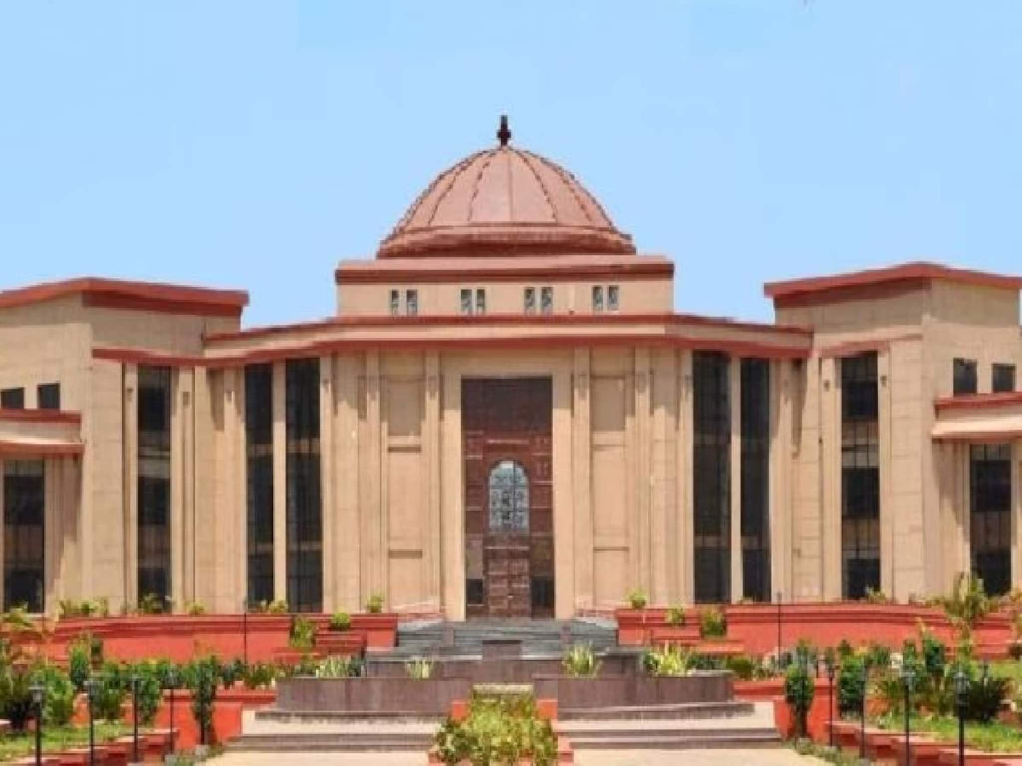 ഛത്തീസ്ഗഡിൽ നിർബന്ധിത മതപരിവർത്തനം വിലക്കുന്ന ബോർഡ്  ഭരണഘടനാ വിരുദ്ധമല്ലെന്ന് ഹൈക്കോടതി