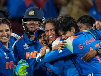 ലോകകപ്പ് വിജയം: കുതിച്ചു കയറി ഇന്ത്യൻ വനിതാ ക്രിക്കറ്റ് താരങ്ങളുടെ ബ്രാൻഡ് വാല്യു ലോകകപ്പ് വിജയം: കുതിച്ചു കയറി ഇന്ത്യൻ വനിതാ ക്രിക്കറ്റ് താരങ്ങളുടെ ബ്രാൻഡ് വാല്യു