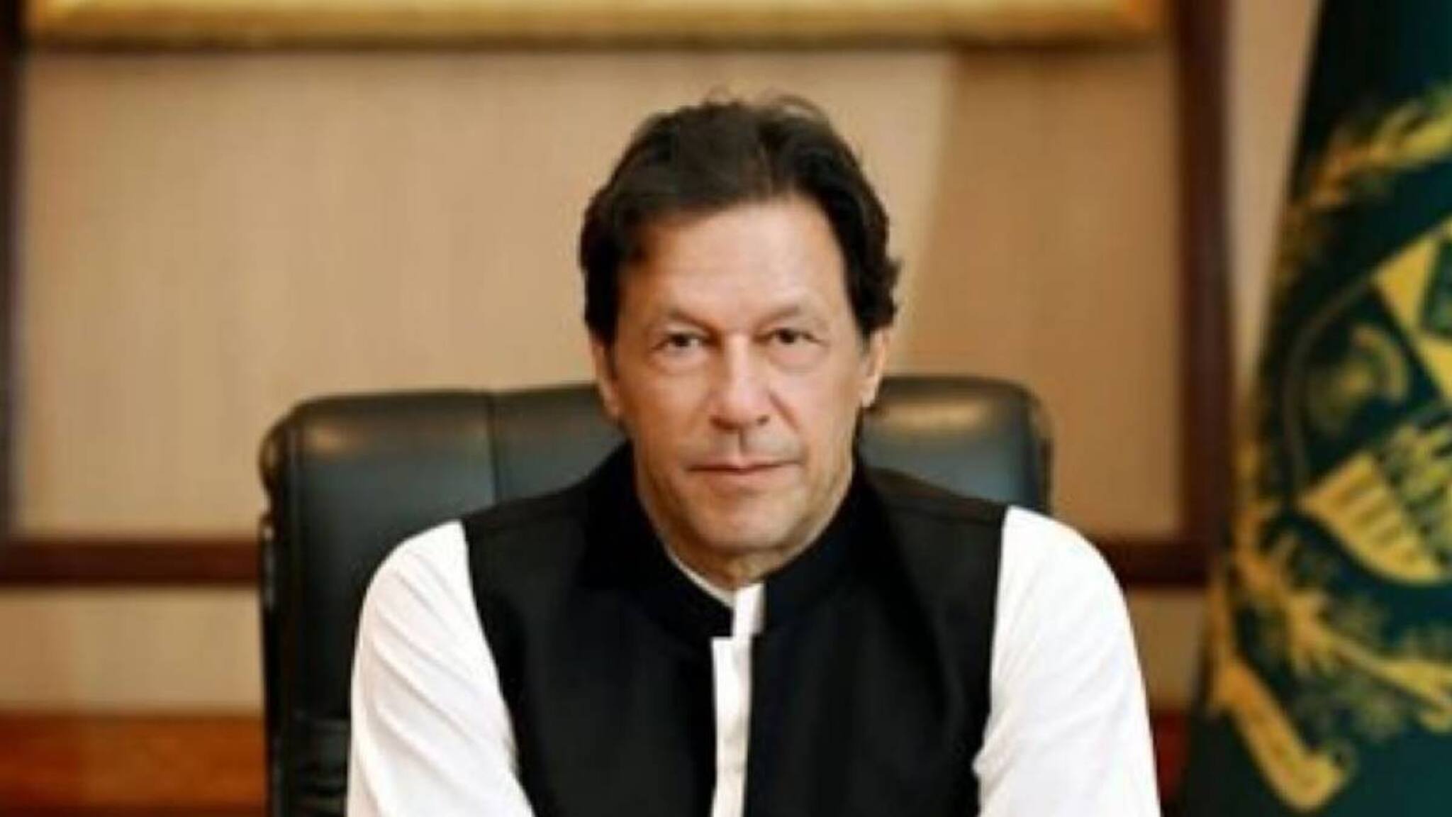 ഇമ്രാൻ ഖാനെ ജയിലിൽ ഐ എസ് ഐ കൊലപ്പെടുത്തിയെന്ന് അഭ്യൂഹം; അനുയായികൾ ജയിലിനു മുമ്പിൽ തടിച്ചുകൂടുന്നു