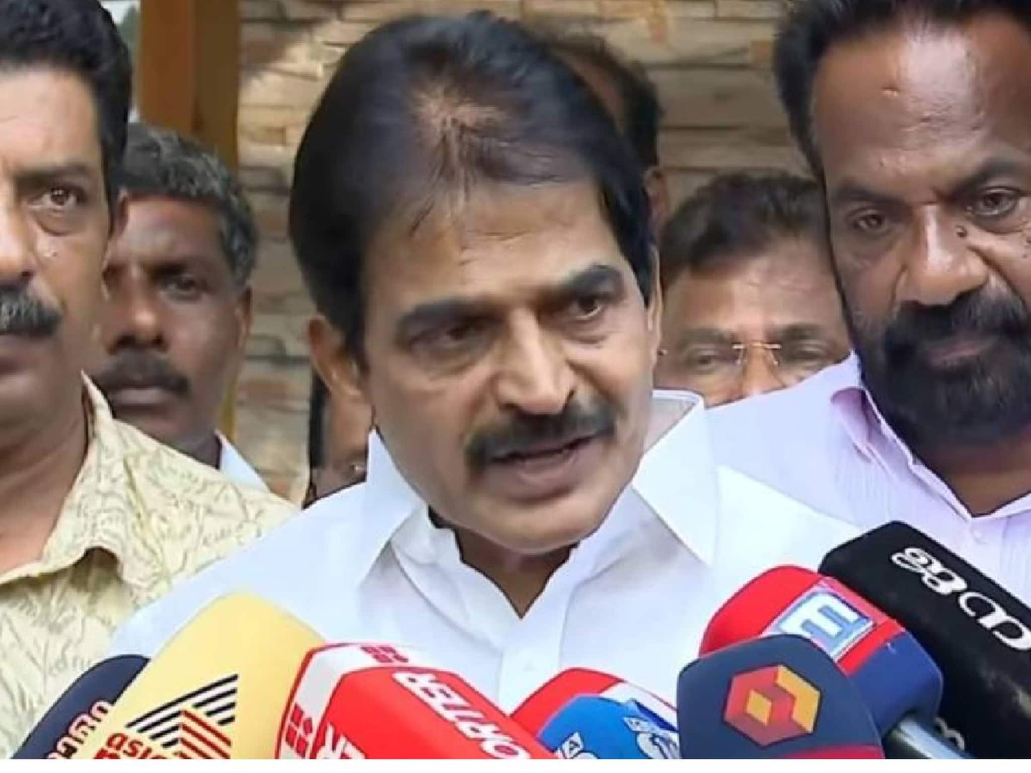 ആണ്‍കുട്ടികളുടെ സര്‍ക്കാര്‍ വരുമെന്ന് അവര്‍ക്കറിയാം: കെ സി വേണുഗോപാൽ