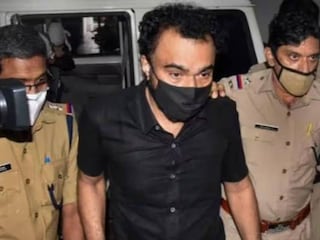 മോൻസൻ മാവുങ്കൽ മോൻസൻ മാവുങ്കൽ