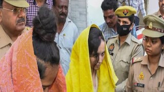 കൊലപാതകത്തിന് തൊട്ടുപിന്നാലെ മുസ്‌കാനും കാമുകൻ സാഹിലും പൊലീസിന്റെ പിടിയിലായി