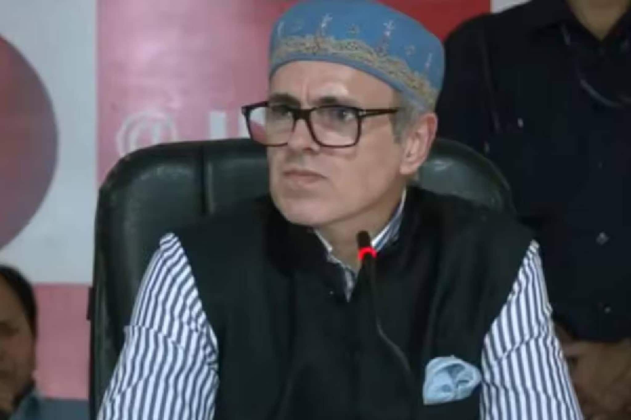 'മെറിറ്റാണ് നോക്കുന്നത്, മതമല്ല'; വൈഷ്ണോ ദേവി കോളേജ് പ്രവേശന വിവാദത്തിൽ ഒമർ അബ്ദുള്ള 'മെറിറ്റാണ് നോക്കുന്നത്, മതമല്ല'; വൈഷ്ണോ ദേവി കോളേജ് പ്രവേശന വിവാദത്തിൽ ഒമർ അബ്ദുള്ള