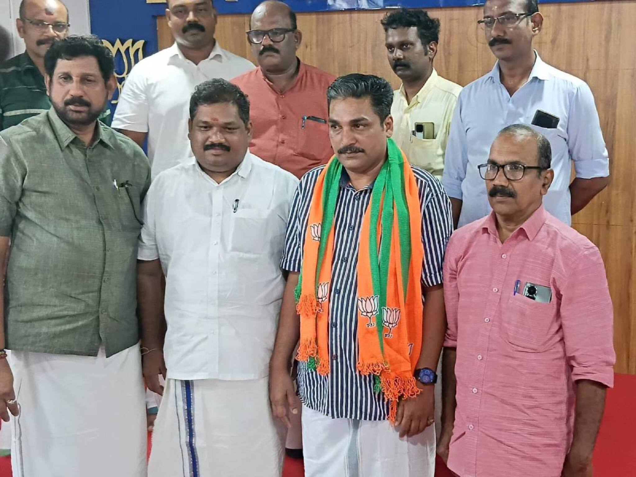 'ബിജെപിയുടെ ദേശീയതയില്‍ ആകൃഷ്ടനായി'കണ്ണൂരില്‍ മുസ്ലിം ലീഗ് നേതാവ് ബിജെപിയില്‍ ചേര്‍ന്നു
