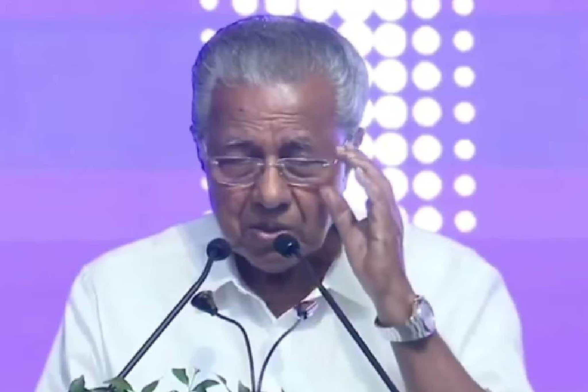 'തട്ടിപ്പല്ല,യാഥാർത്ഥ്യം; കേരളത്തിന്റെ ചരിത്ര പുസ്തകത്തിൽ പുതിയ അധ്യായം'; അതിദരിദ്രരില്ലാത്ത കേരളം പ്രഖ്യാപനത്തിൽ മുഖ്യമന്ത്രി