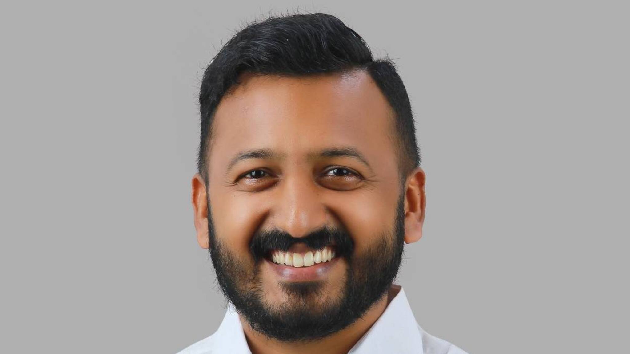 വിവാഹ വാഗ്ദാനം നൽകി പീഡനം, നിർബന്ധിച്ച് ഗർഭഛിദ്രം; രാഹുൽ മാങ്കൂട്ടത്തിലിനെതിരെ പോലീസ് കേസെടുത്തു