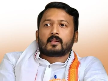 രാഹുൽ മാങ്കൂട്ടത്തിൽ രാഹുൽ മാങ്കൂട്ടത്തിൽ