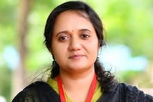 സിപിഐ നേതാവ് ശ്രീനാദേവിക്കുഞ്ഞമ്മ ജില്ലാ പഞ്ചായത്തംഗത്വം രാജിവച്ചു