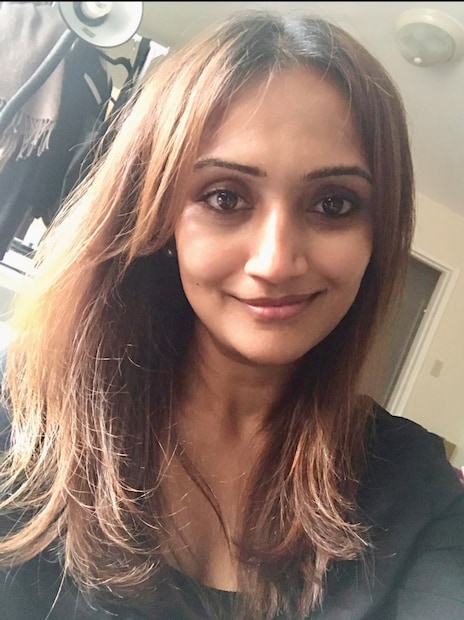  "അത്രയും പേടിപ്പെടുത്തുന്ന ഒരു അനുഭവം നൽകിയതിന് വർഷങ്ങൾക്ക് ശേഷം ഞാൻ ക്ഷമ ചോദിക്കുന്നു. അന്ന് അതെനിക്ക് മനസ്സിലായില്ല. ഒരു കൊച്ചു പെൺകുട്ടിയെ അപകടകരമായ ഷോട്ടുകൾക്ക് വിധേയയാക്കിയതിൽ ഒരിക്കൽ കൂടി ക്ഷമ ചോദിക്കുന്നു," രാം ഗോപാൽ വർമ്മ കുറിച്ചു. ഒരു സംവിധായകൻ വർഷങ്ങൾക്ക് ശേഷം തന്റെ ആദ്യ ചിത്രത്തിലെ ബാലതാരത്തോട് ക്ഷമ ചോദിച്ച സംഭവം സിനിമാ ലോകത്ത് ശ്രദ്ധേയമാവുകയാണ്.