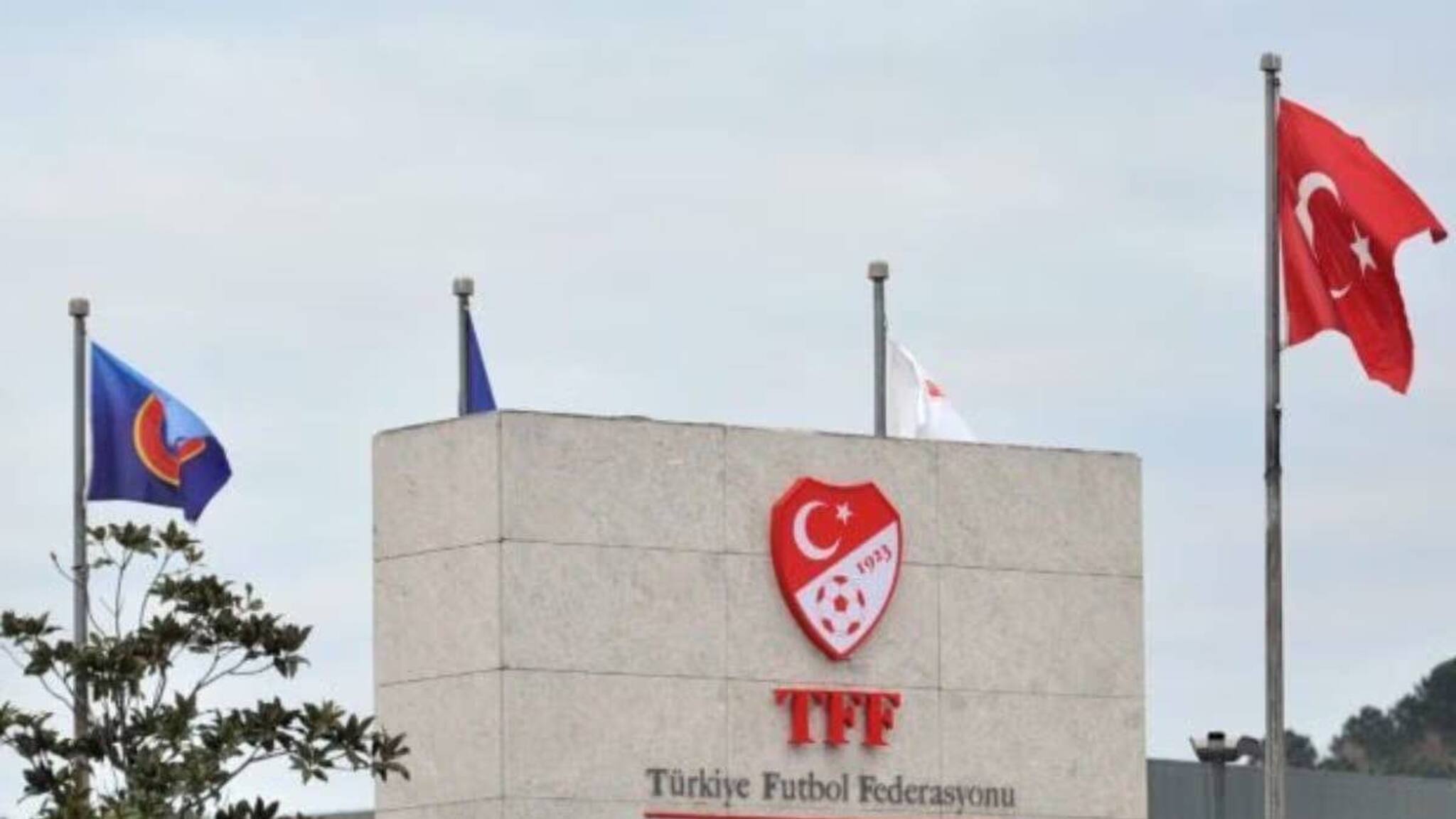 കള്ളക്കളി! തുർക്കിയിലെ 357 ഫുട്ബോൾ റഫറിമാരിൽ 149 പേരെ വാതുവെയ്പ്പിന് സസ്പെൻഡ് ചെയ്തു